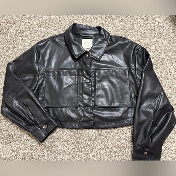 Women’s leather jacket - Picture 1 of 4